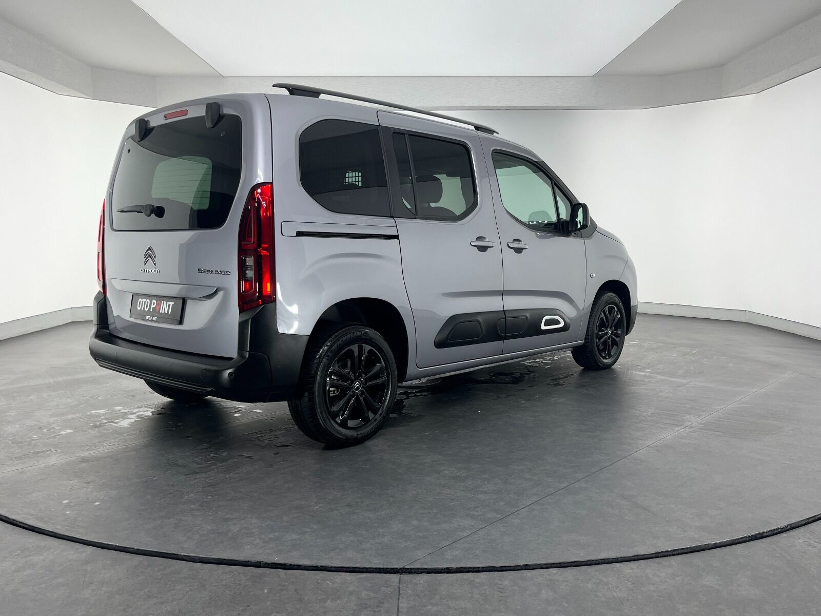 Citroen Berlingo 1.5 BlueHDI Feel Stil EAT8 - 2022 - Detay