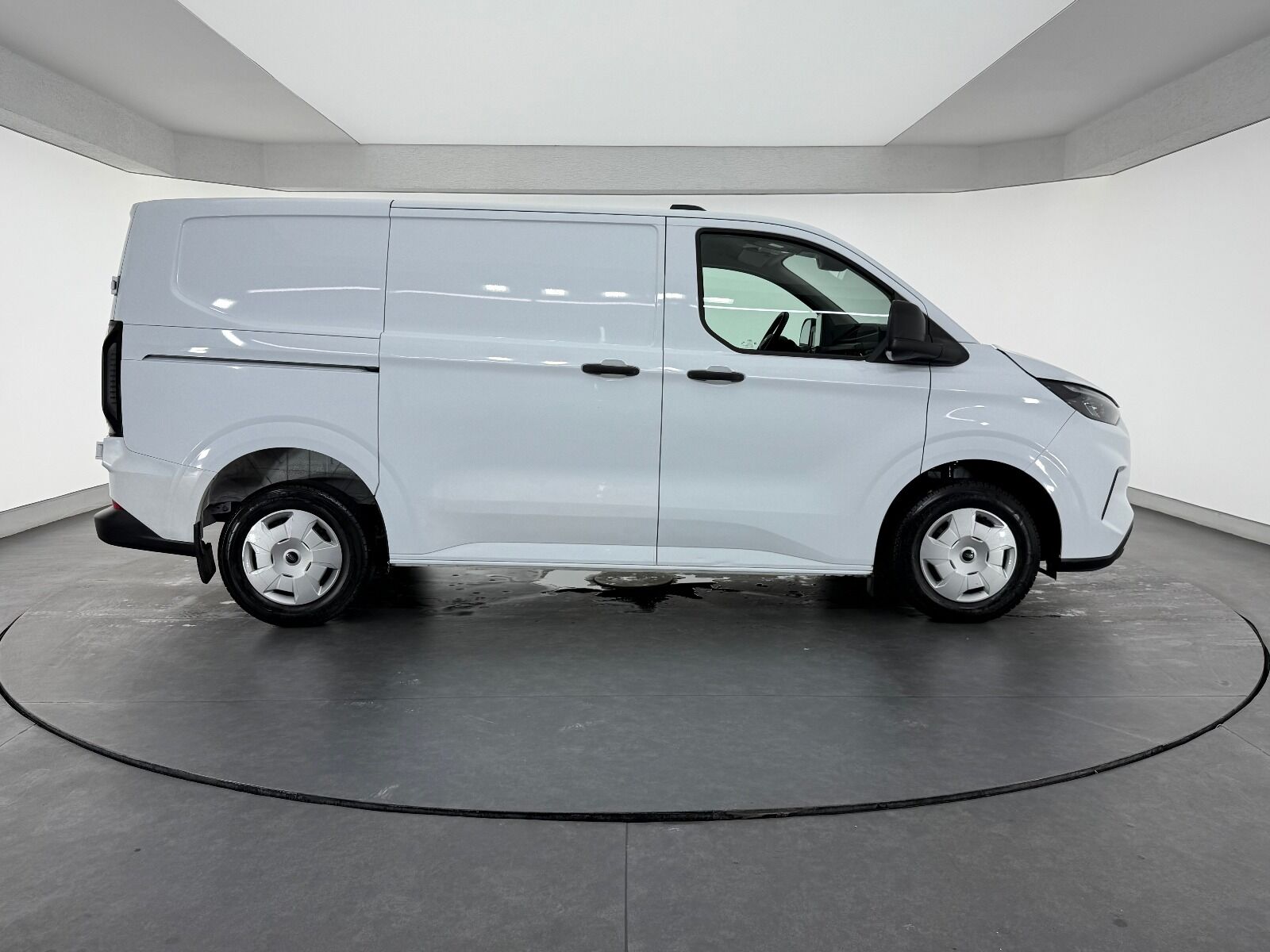 Ford Transit Custom Van 2.0 EcoBlue Upgrade 320 S Deluxe Otomatik - 2023 - Detay