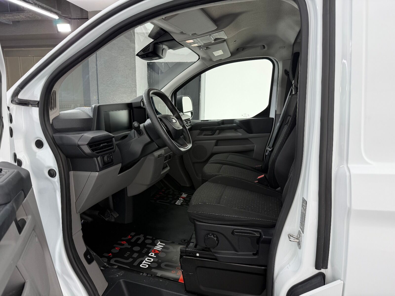 Ford Transit Custom Van 2.0 EcoBlue Upgrade 320 S Deluxe Otomatik - 2023 - Detay