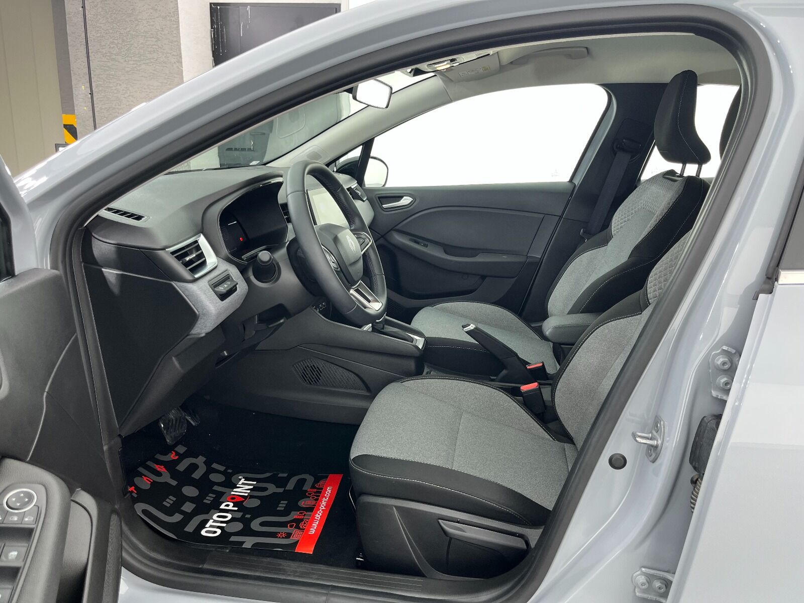 Renault Clio 1.0 TCE Evolution X-Tronic - 2025 - Detay