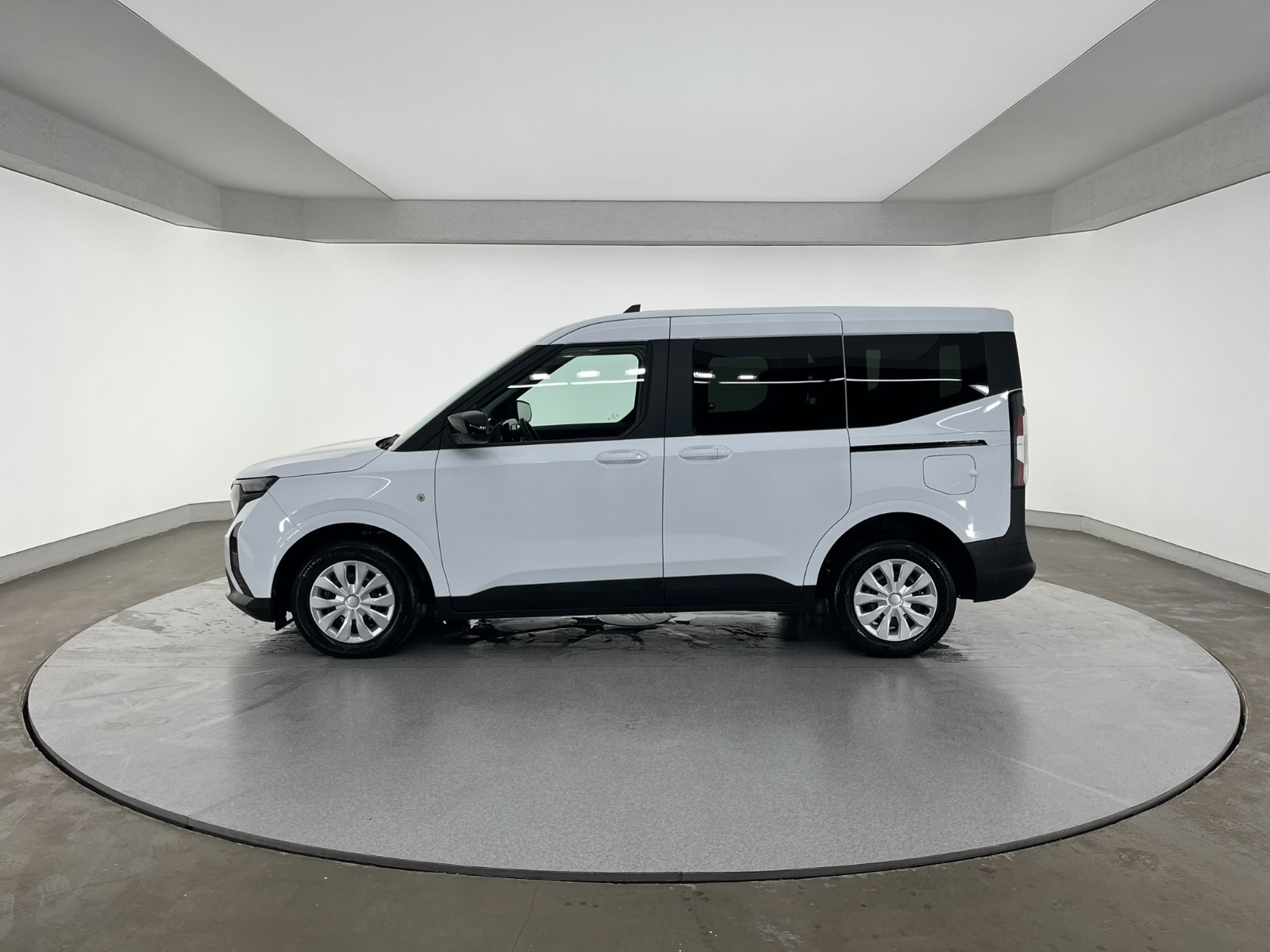 Ford Tourneo Courier Kombi 1.5 EcoBlue Deluxe - 2025 - Detay