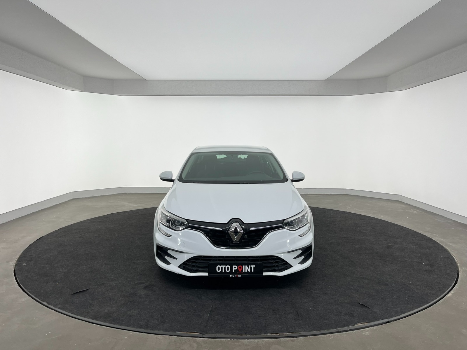 Renault Megane Sedan 1.3 TCe Joy EDC - 2021