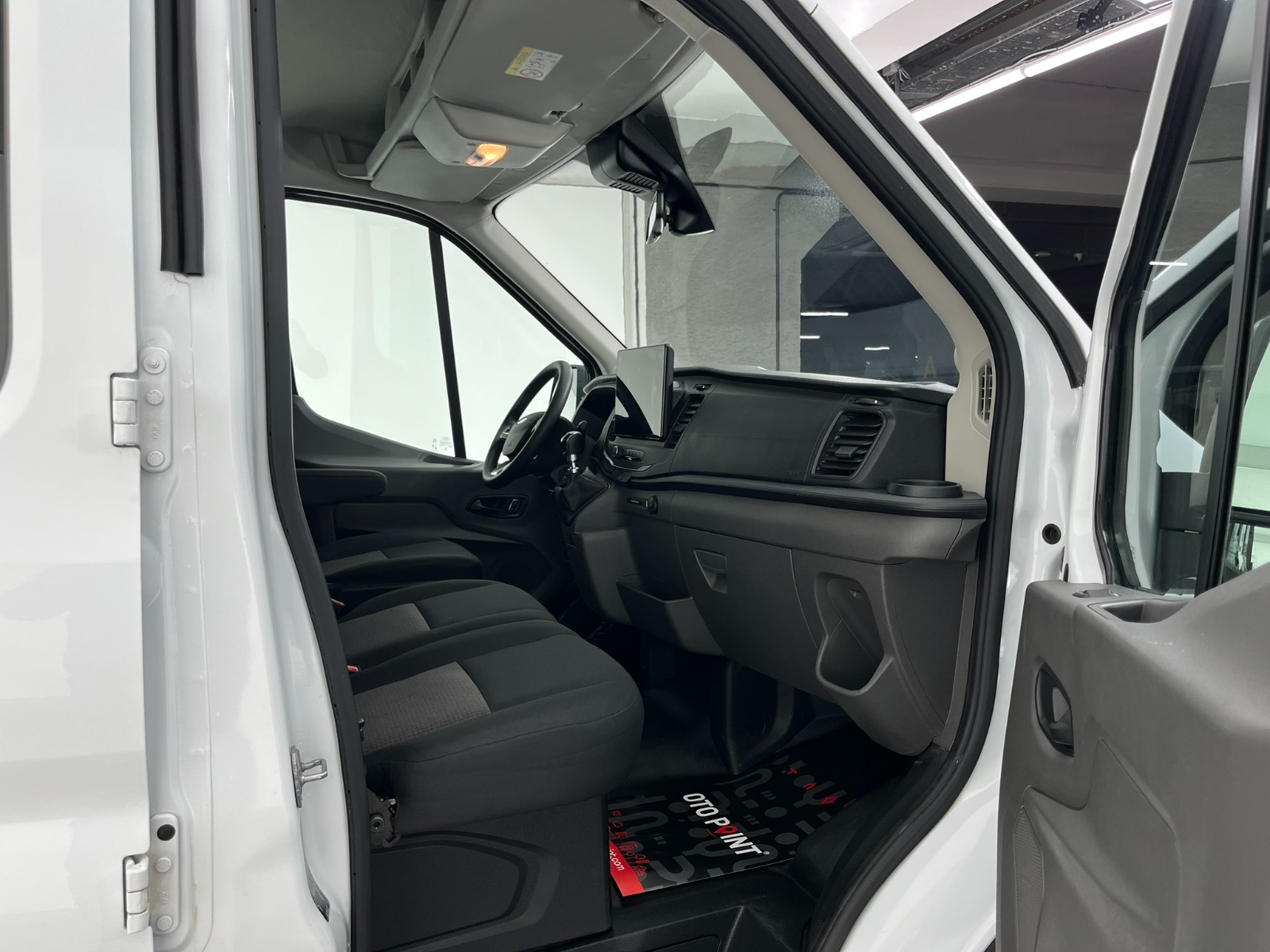Ford Transit 350 M Çift Kabin - 2024 - Detay
