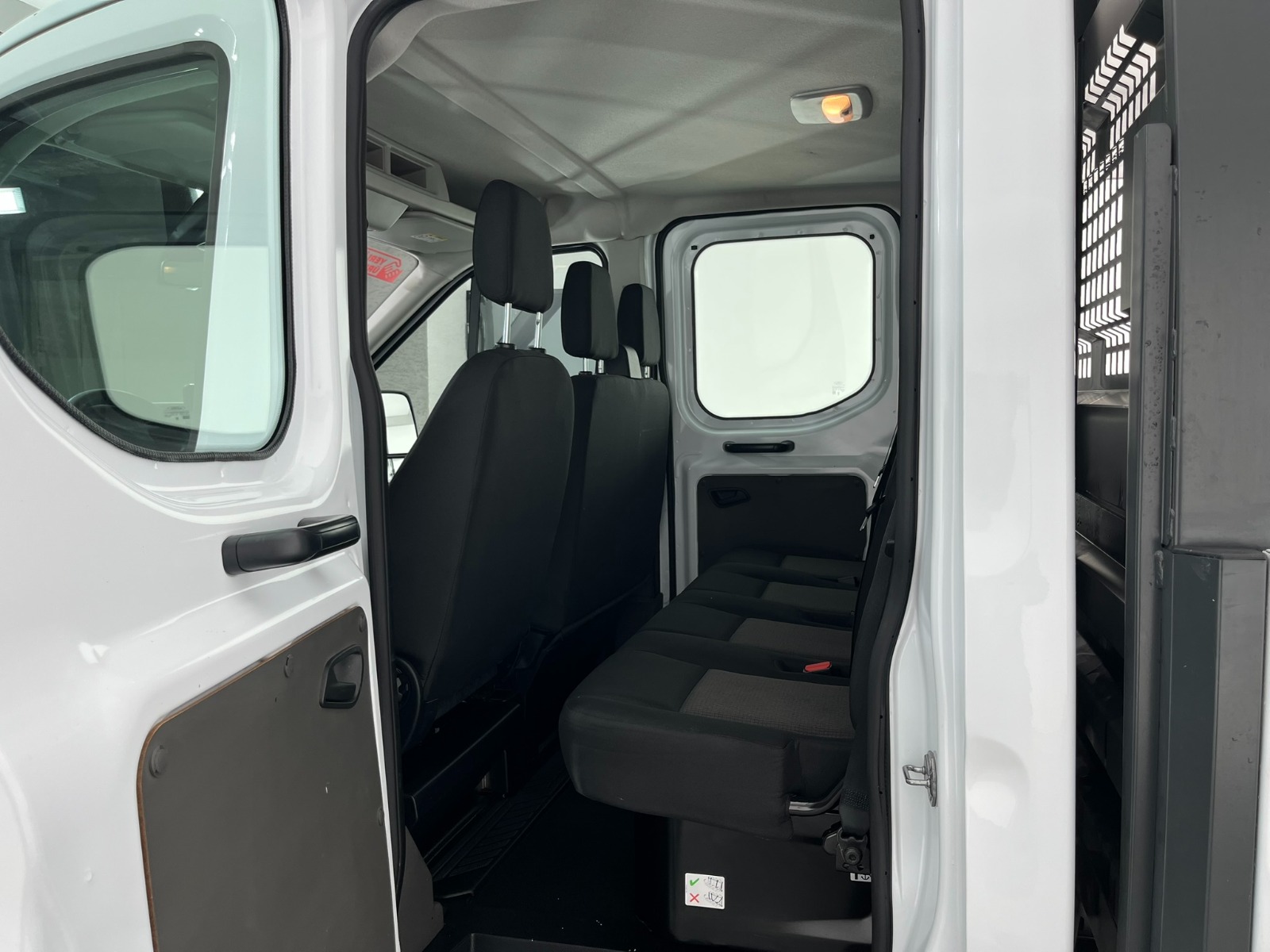 Ford Transit 350 M Çift Kabin - 2024 - Detay