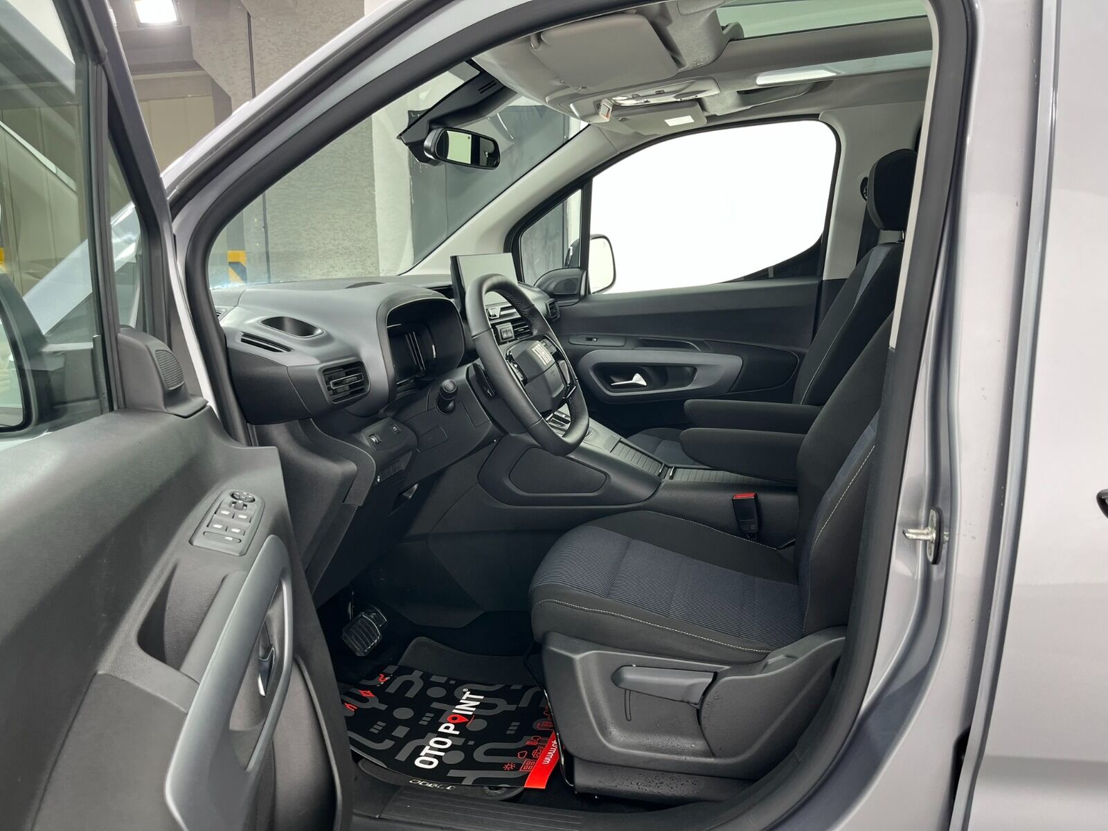 Fiat Doblo Combi 1.5 BlueHDI Premio Plus Otomatik - 2025 - Detay