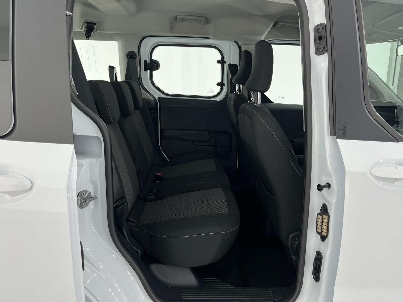 Ford Tourneo Courier Kombi 1.5 EcoBlue Deluxe - 2024 - Detay