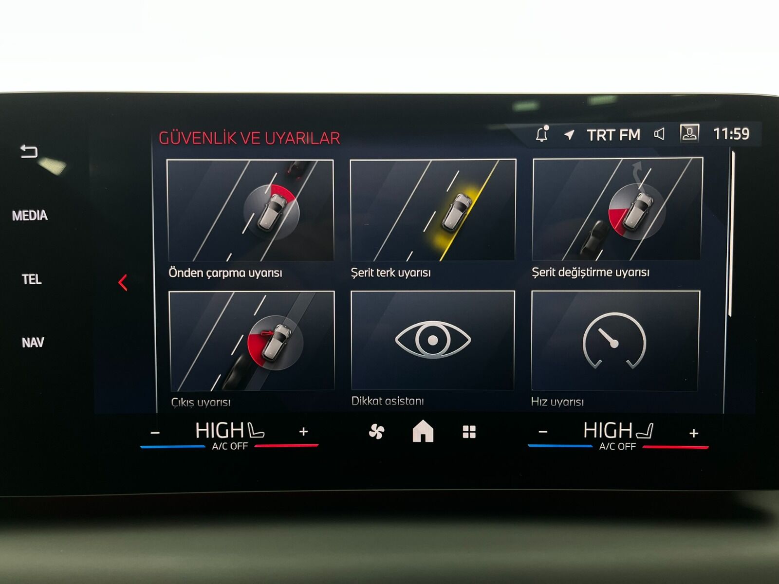 BMW 1 Serisi Hatchback 120 M Sport Otomatik - 2025 - Detay