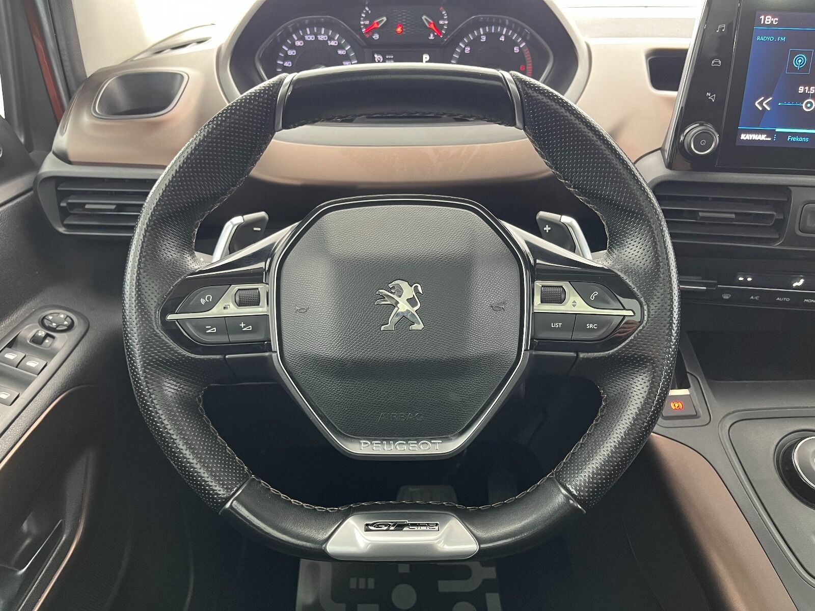 Peugeot Rifter 1.5 BlueHDI GT Line EAT8 - 2019 - Detay