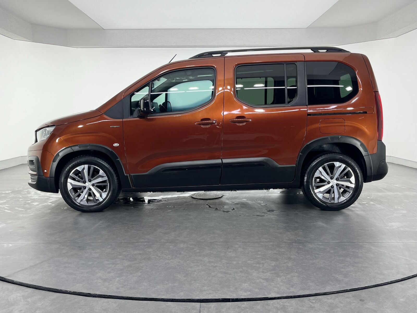 Peugeot Rifter 1.5 BlueHDI GT Line EAT8 - 2019 - Detay
