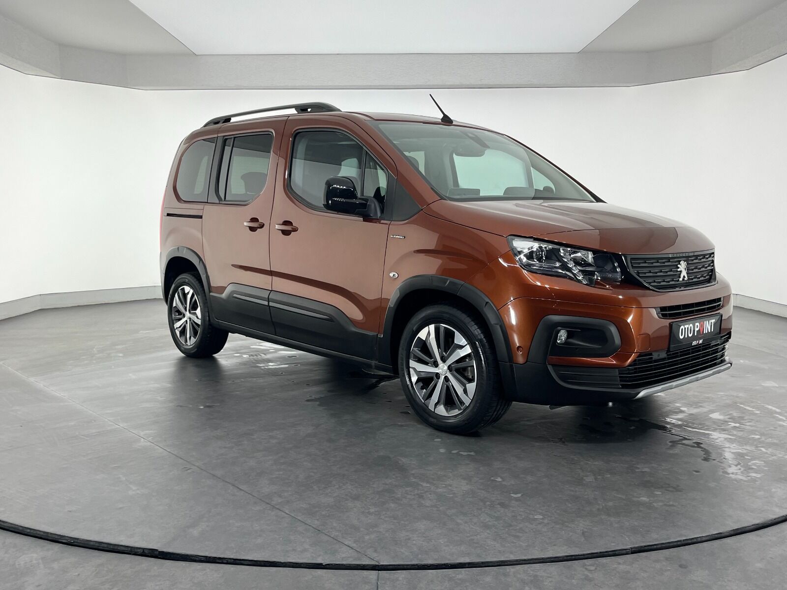 Peugeot Rifter 1.5 BlueHDI GT Line EAT8 - 2019 - Detay