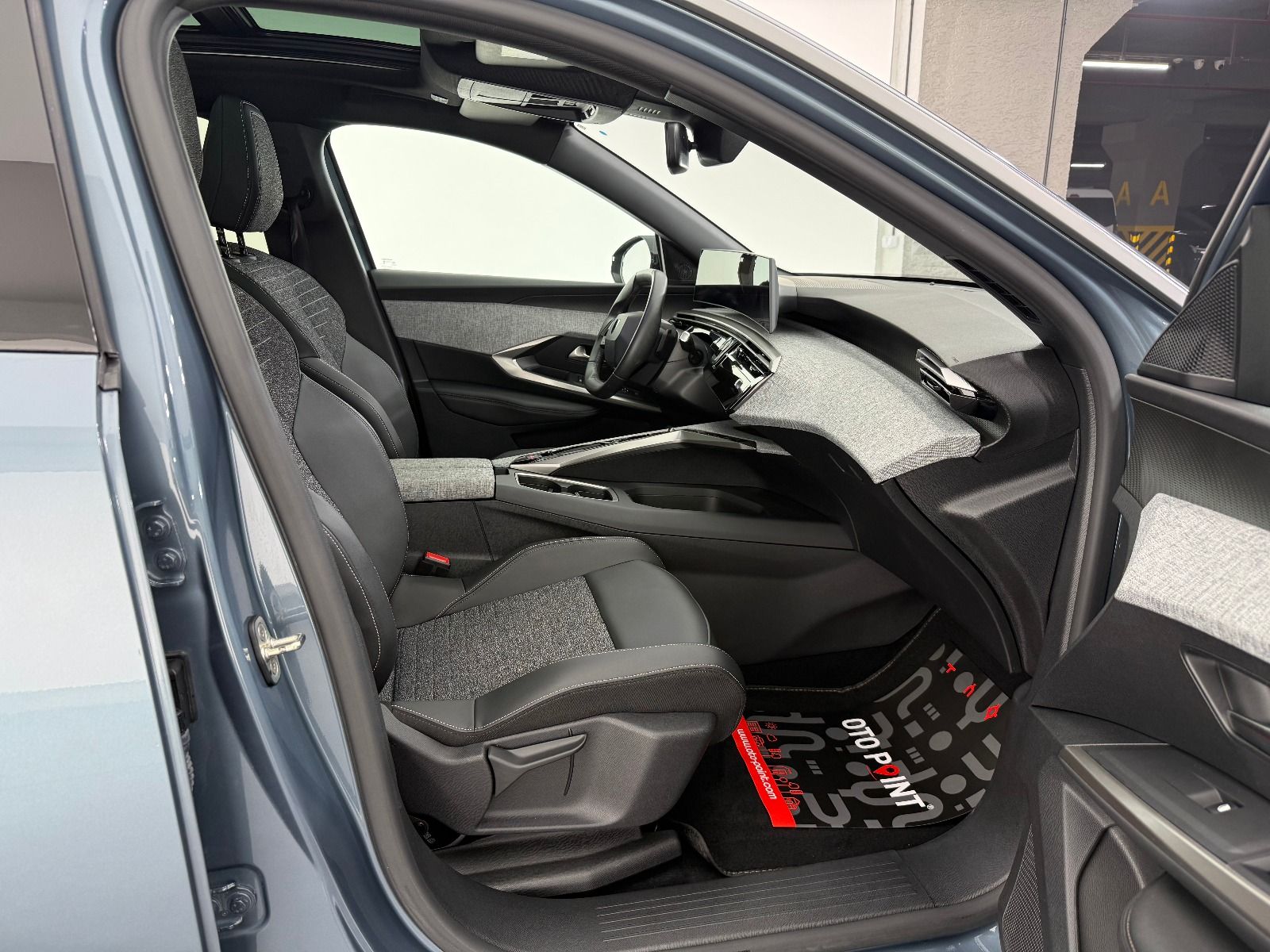 Peugeot 3008 1.2 Hybrid Allure e-DCS6 - 2025 - Detay