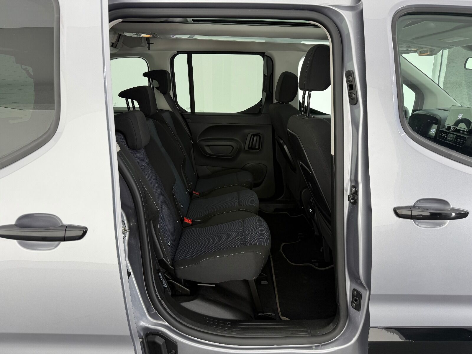Fiat Doblo Combi 1.5 BlueHDİ Premio Plus - 2025 - Detay