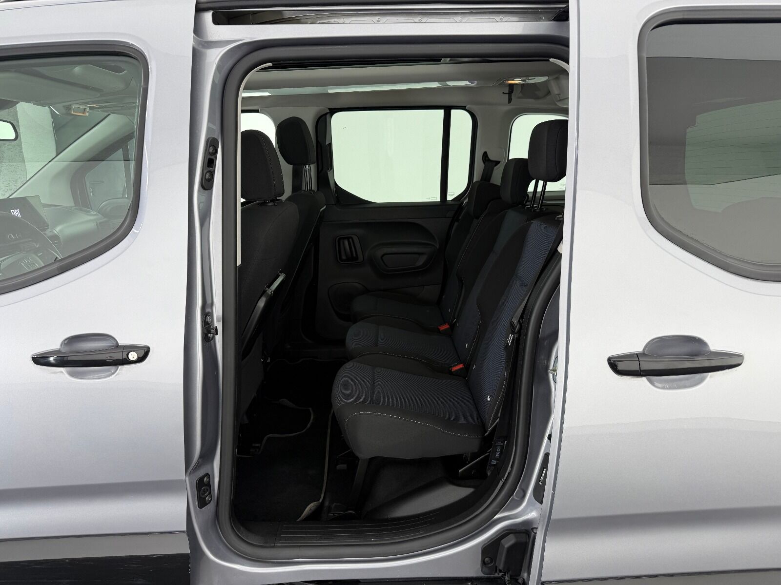 Fiat Doblo Combi 1.5 BlueHDİ Premio Plus - 2025 - Detay