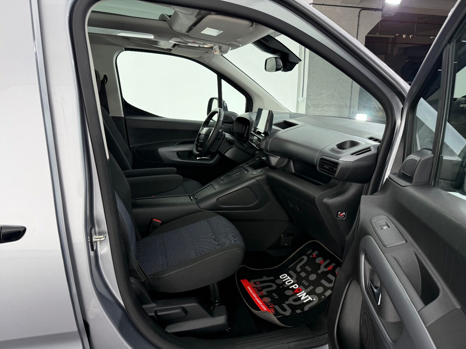 Fiat Doblo Combi 1.5 BlueHDİ Premio Plus - 2025 - Detay
