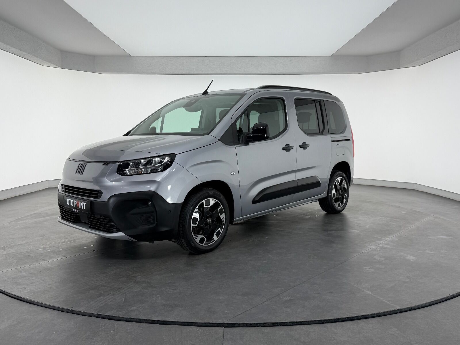 Fiat Doblo Combi 1.5 BlueHDİ Premio Plus - 2025 - Detay