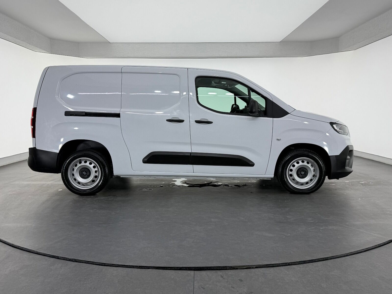 Fiat Doblo Cargo 1.5 BlueHDİ Maxi - 2025 - Detay