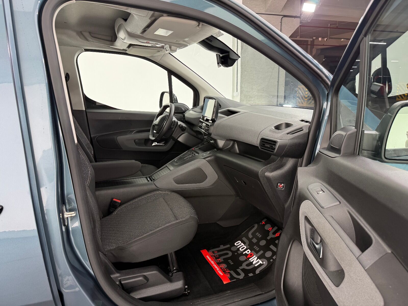 Peugeot Rifter 1.5 BlueHDI Allure EAT8 - 2025 - Detay