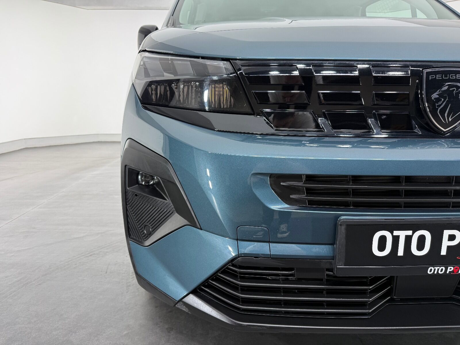 Peugeot Rifter 1.5 BlueHDI Allure EAT8 - 2025 - Detay