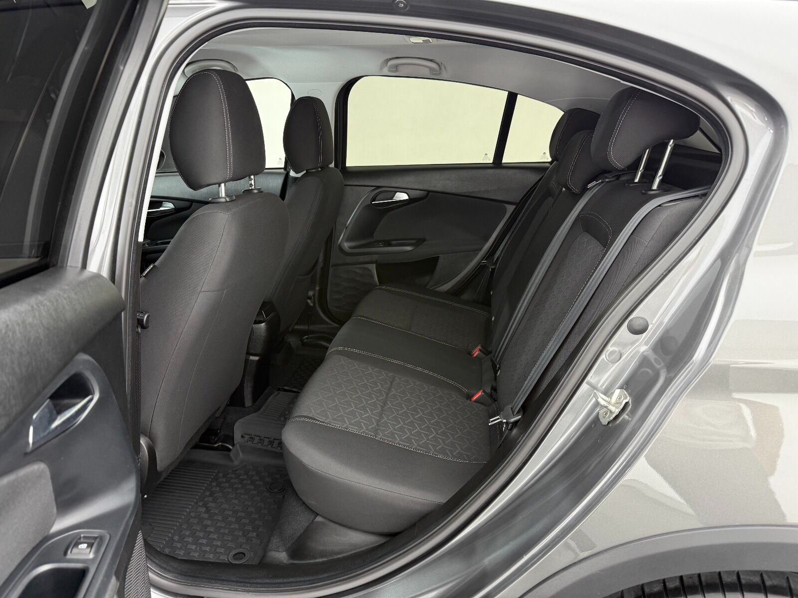 Fiat Egea Cross 1.6 Multijet Urban TRCTN+ GSR DCT - 2025 - Detay