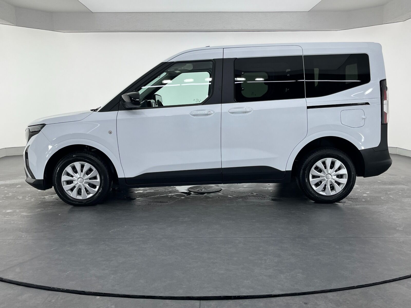 Ford Tourneo Courier Kombi 1.5 EcoBlue Deluxe - 2025 - Detay