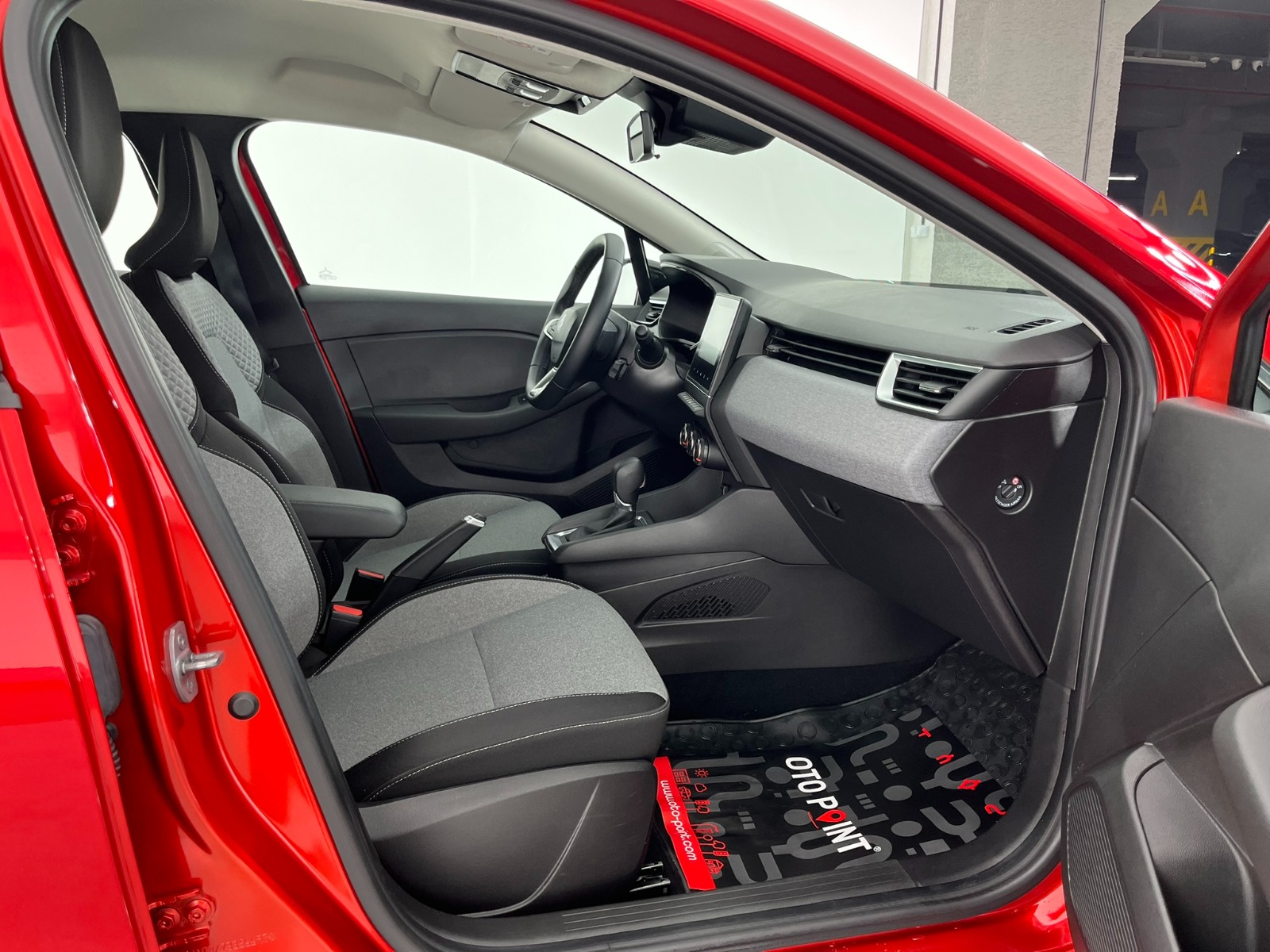 Renault Clio Hatchback 1.0 TCe Evolution X-Tronic - 2024 - Detay