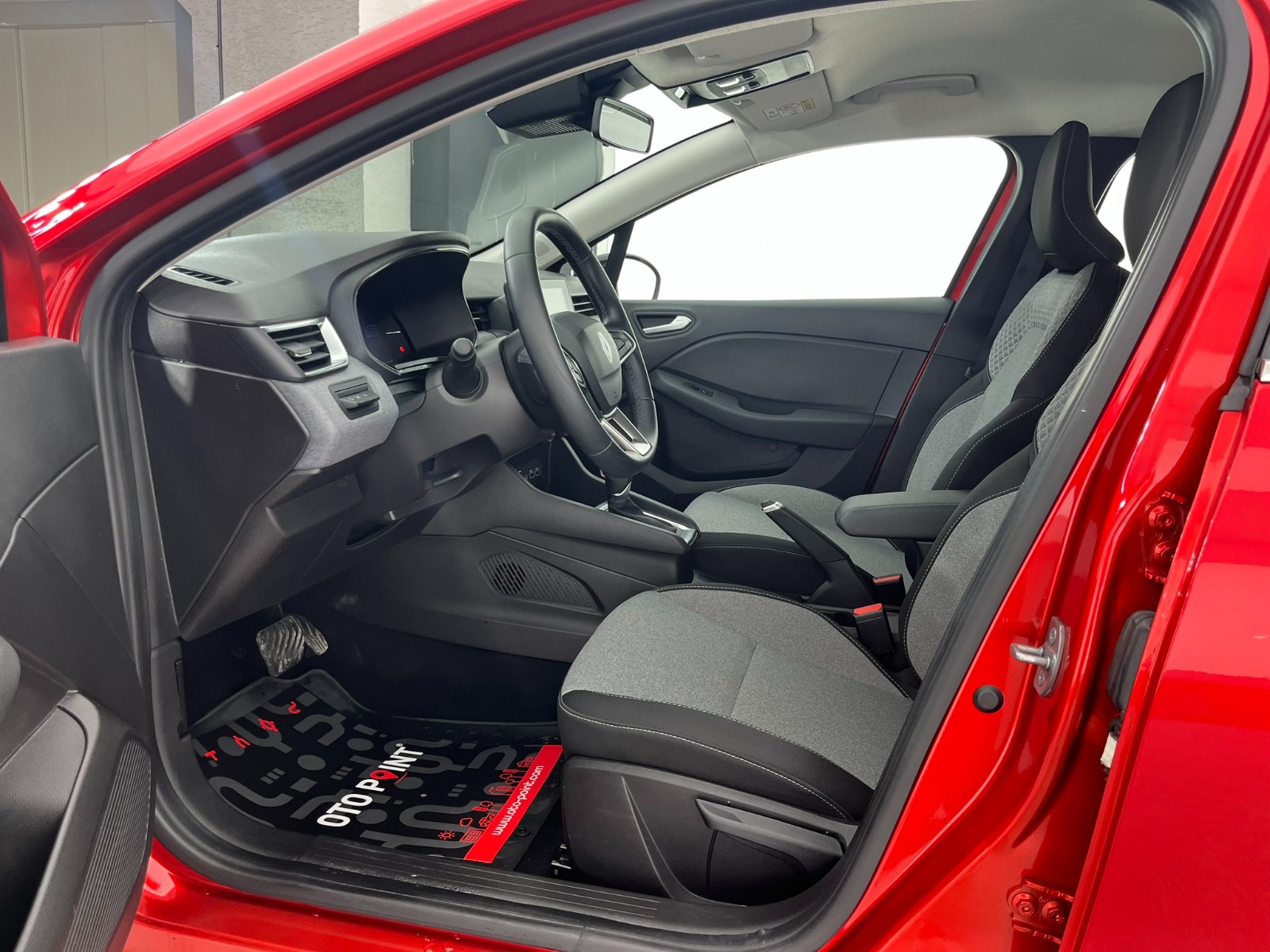 Renault Clio Hatchback 1.0 TCe Evolution X-Tronic - 2024 - Detay