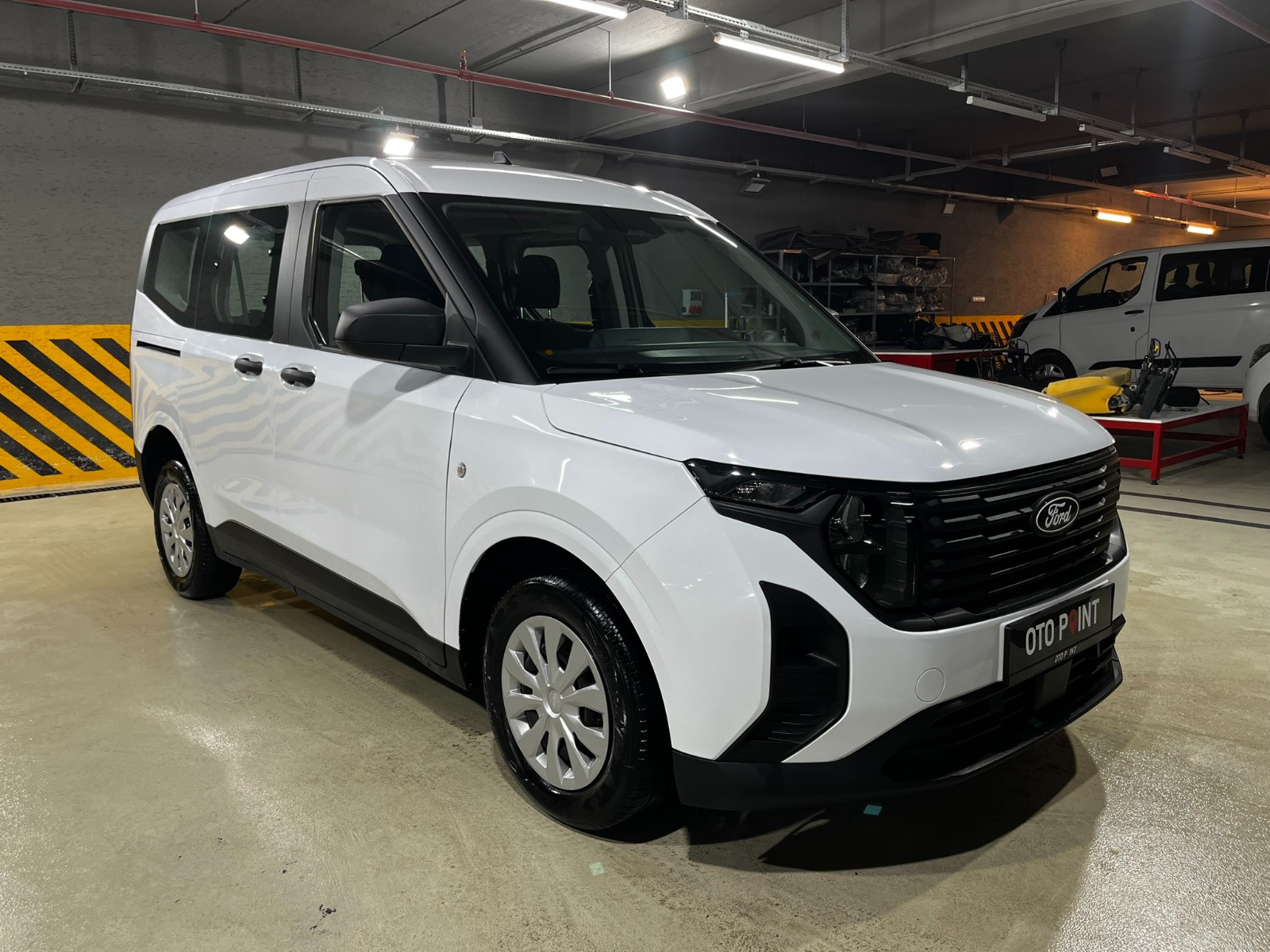 Ford Tourneo Courier Kombi 1.5 EcoBlue Trend - 2023