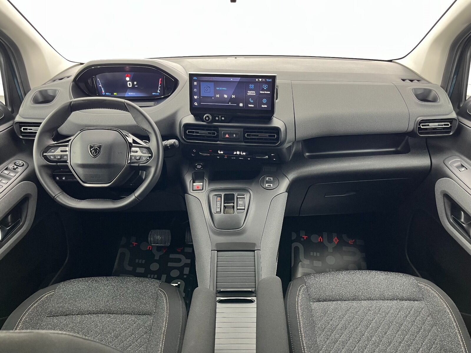 Peugeot Rifter 1.5 BlueHDI Allure EAT8 - 2025 - Detay