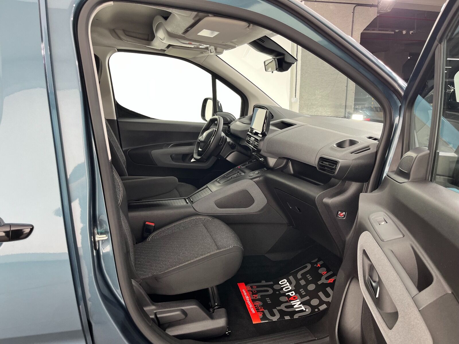 Peugeot Rifter 1.5 BlueHDI Allure EAT8 - 2025 - Detay