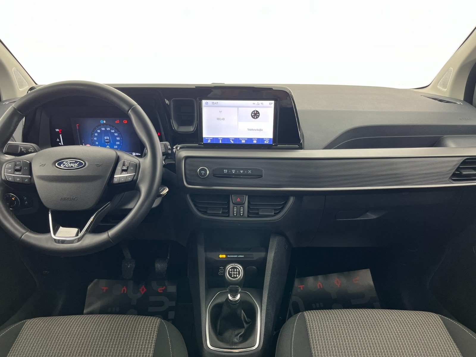 Ford Tourneo Courier Kombi 1.5 EcoBlue Deluxe - 2024 - Detay