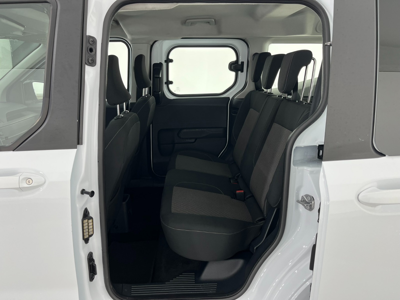 Ford Tourneo Courier Kombi 1.5 EcoBlue Deluxe - 2024 - Detay