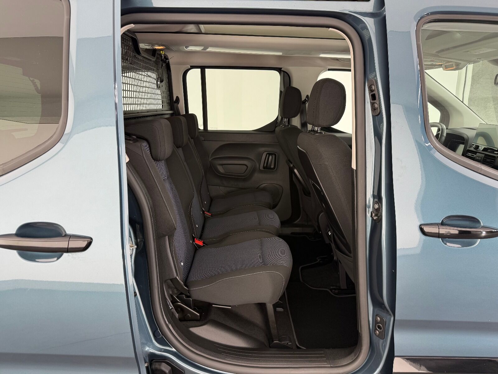 Fiat Doblo Combi 1.5 BlueHDİ Premio Plus - 2025 - Detay