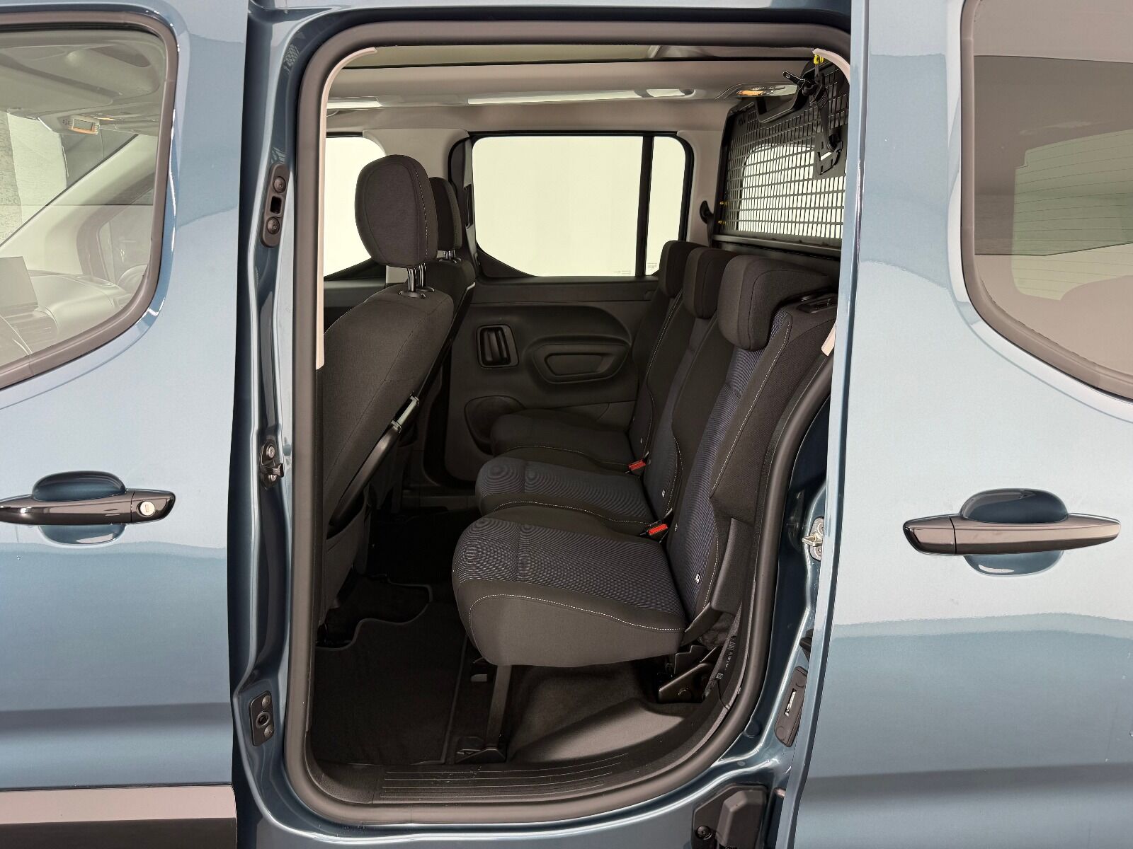 Fiat Doblo Combi 1.5 BlueHDİ Premio Plus - 2025 - Detay