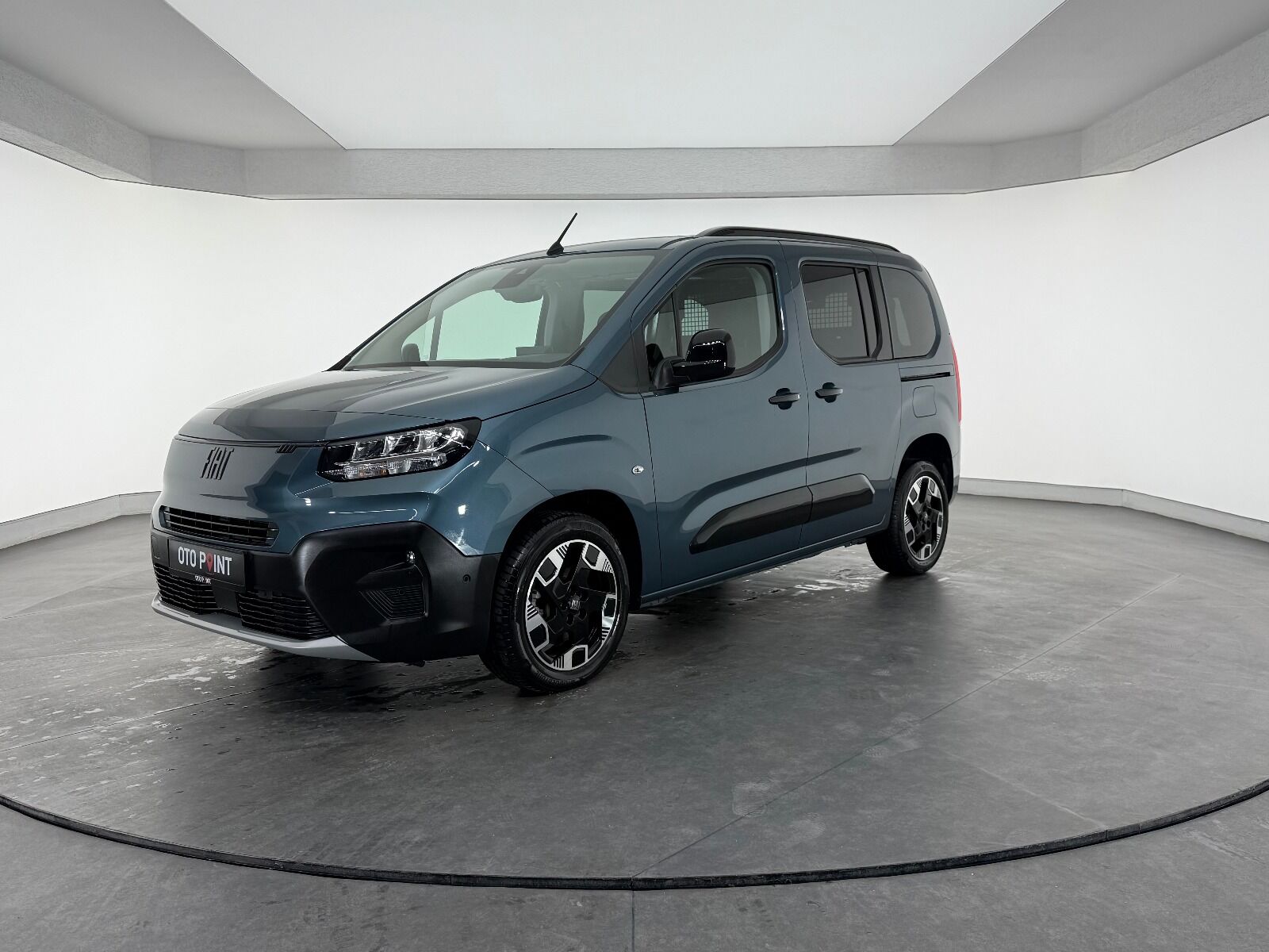 Fiat Doblo Combi 1.5 BlueHDİ Premio Plus - 2025 - Detay