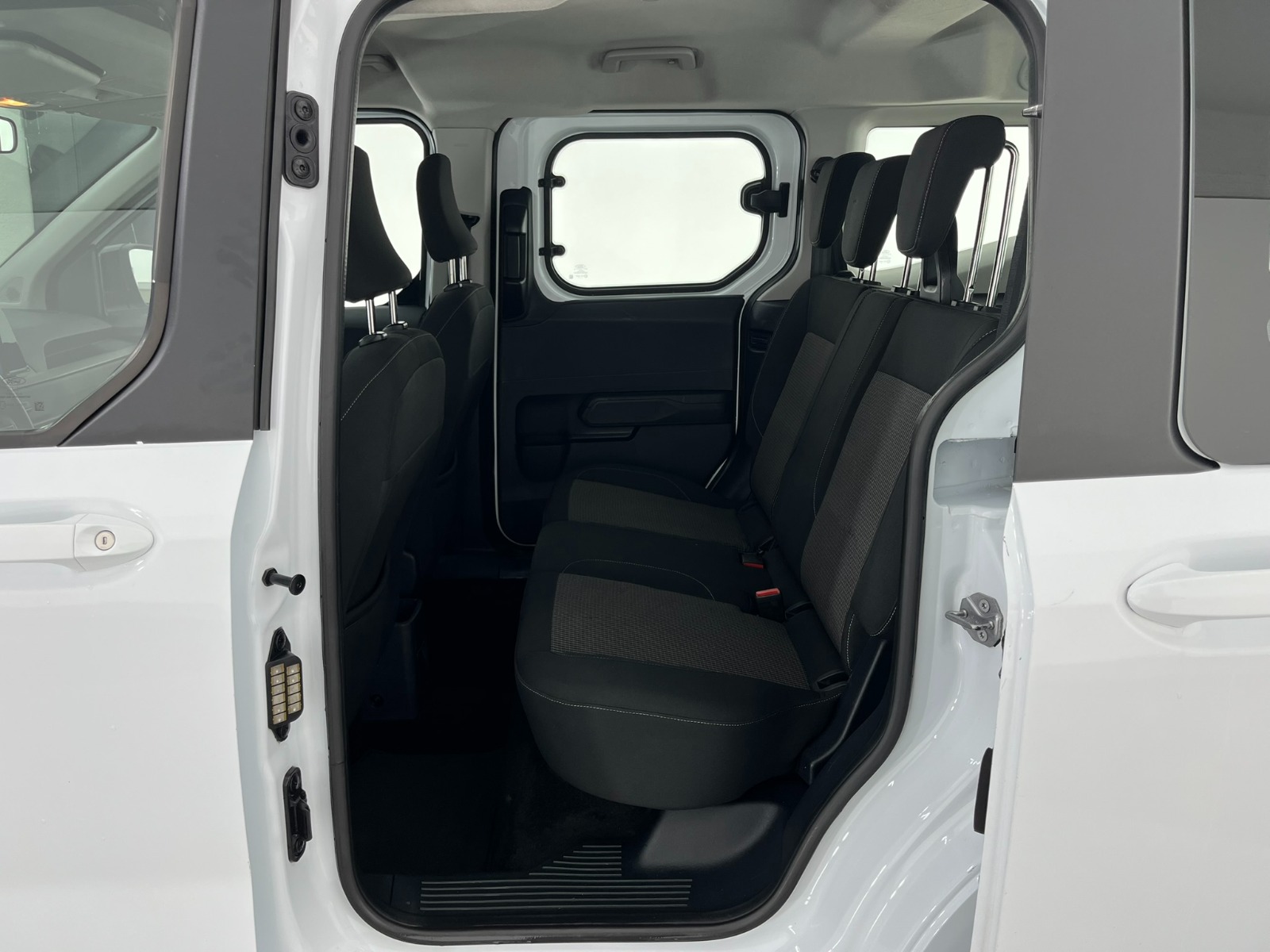 Ford Tourneo Courier Kombi 1.5 EcoBlue Deluxe - 2024 - Detay