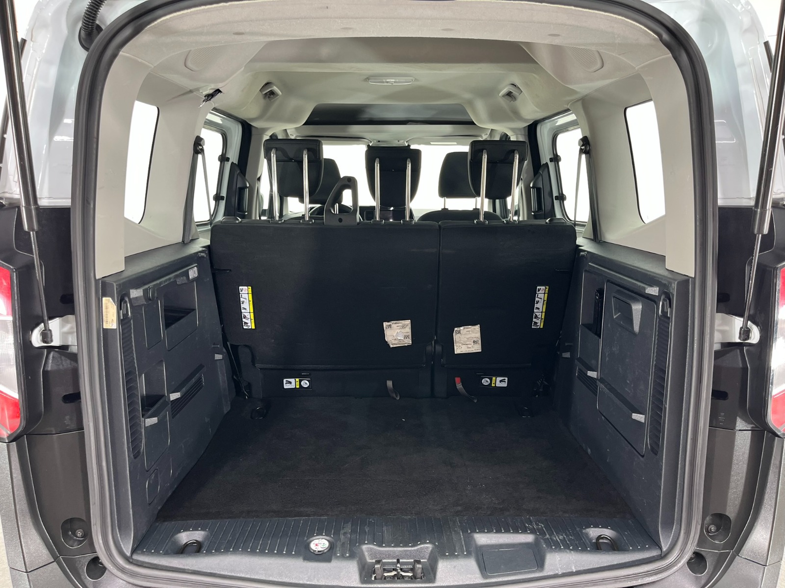 Ford Tourneo Courier Kombi 1.5 EcoBlue Deluxe - 2024 - Detay