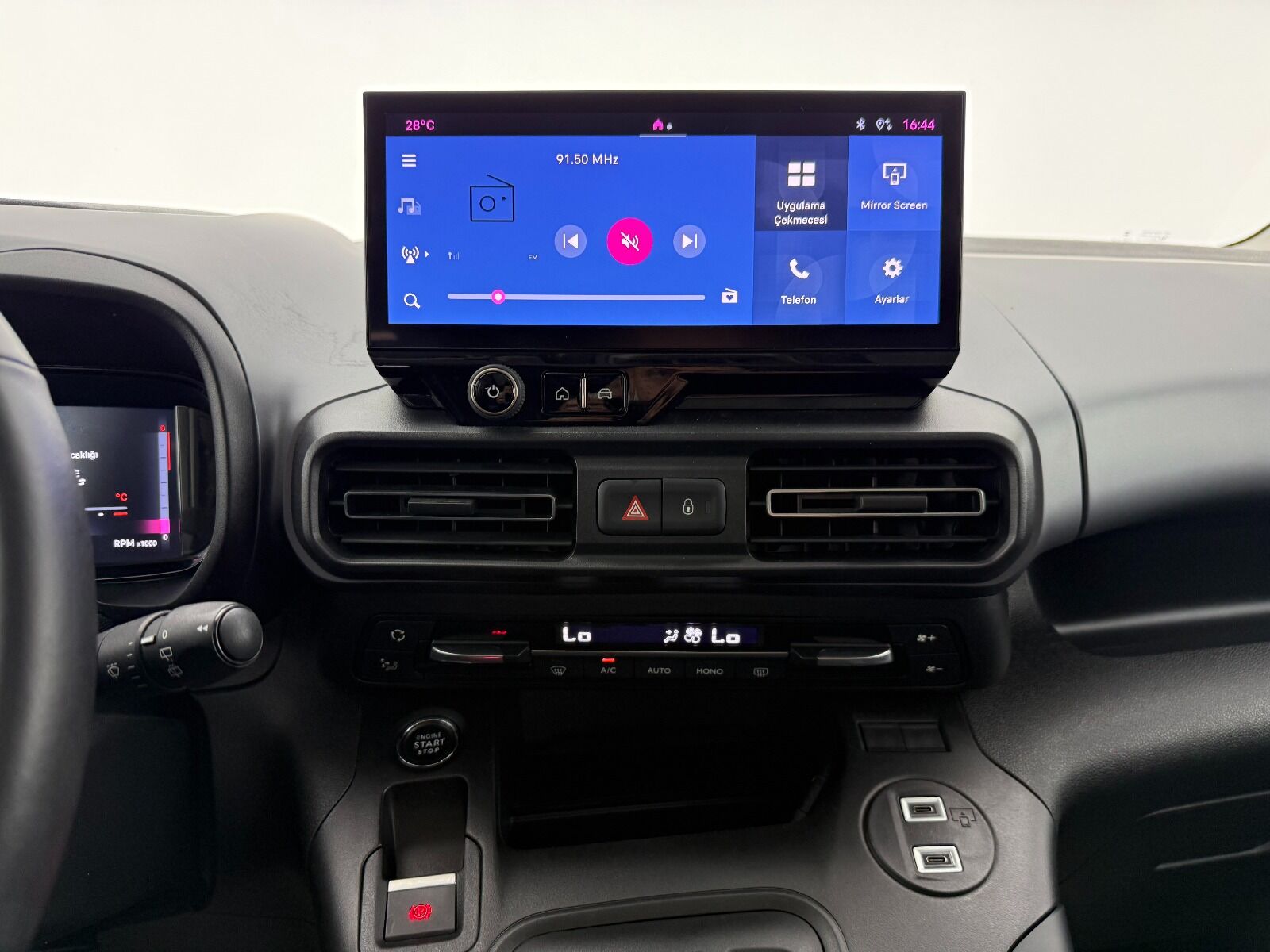 Fiat Doblo Combi 1.5 BlueHDİ Premio Plus - 2025 - Detay