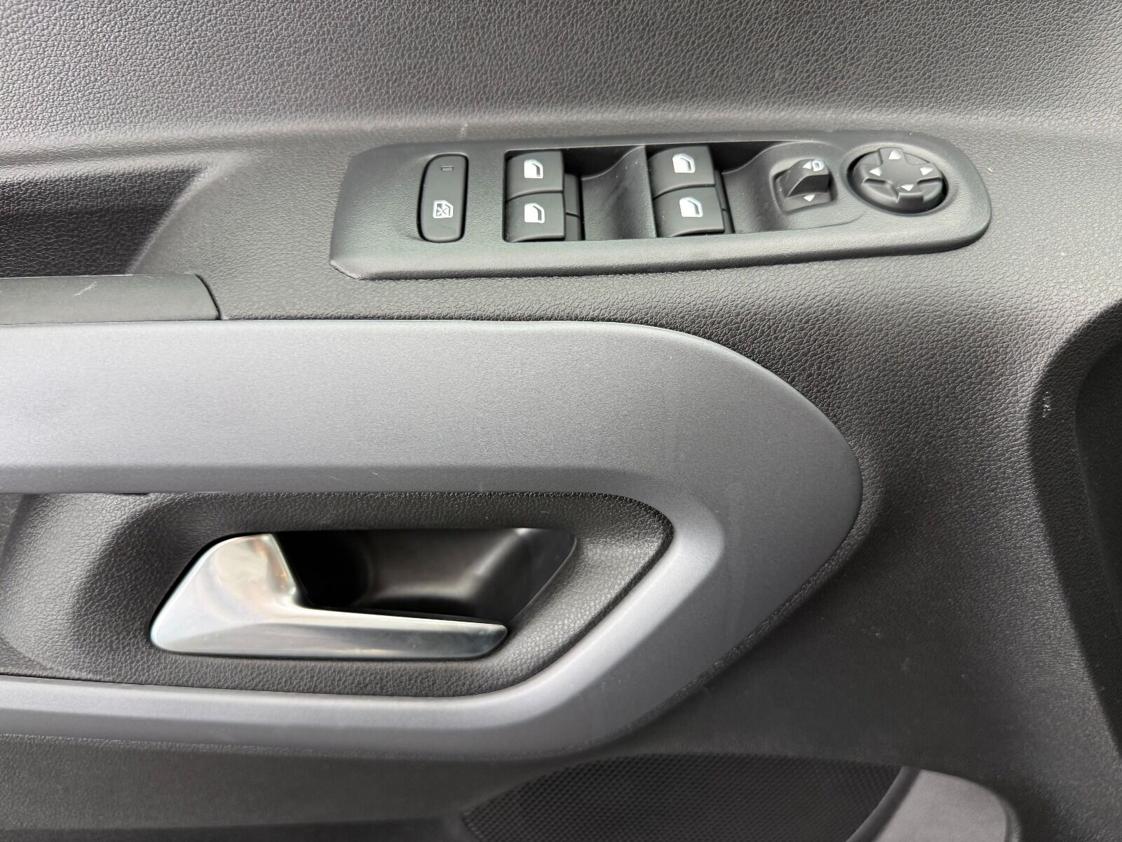 Fiat Doblo Combi 1.5 BlueHDİ Premio Plus - 2025 - Detay