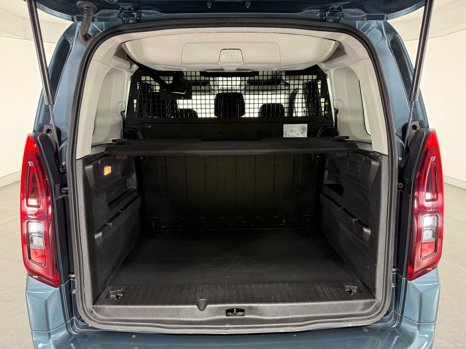 Fiat Doblo Combi 1.5 BlueHDİ Premio Plus - 2025 - Detay