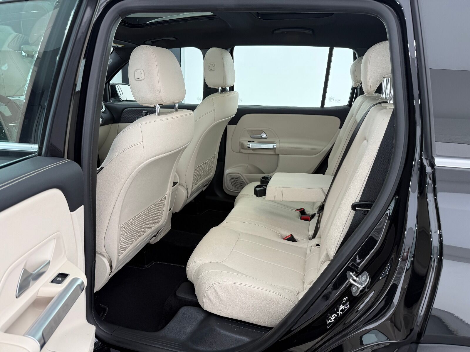 Mercedes-Benz GLB 200 Progressive+ 4Matic DCT - 2023 - Detay