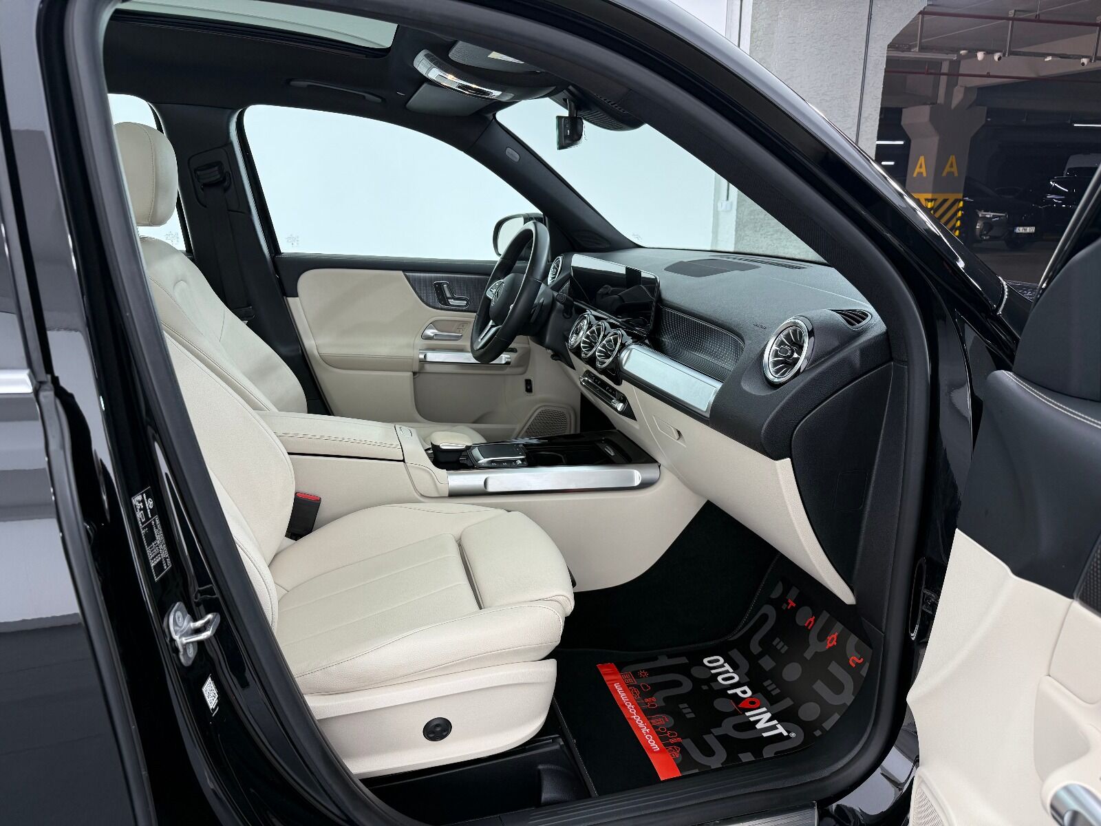 Mercedes-Benz GLB 200 Progressive+ 4Matic DCT - 2023 - Detay