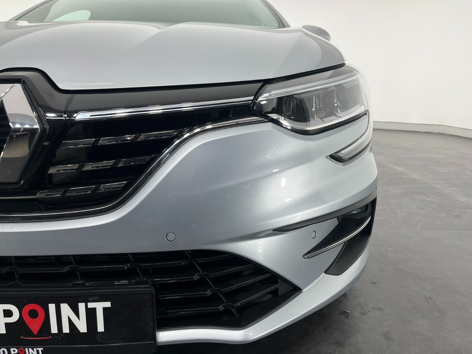 Renault Megane Sedan 1.5 Blue DCI Icon EDC - 2024 - Detay