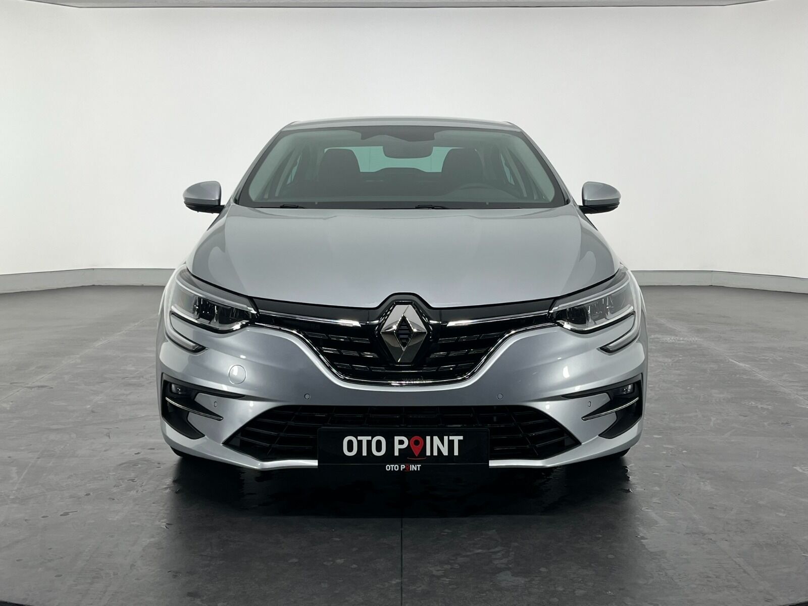 Renault Megane Sedan 1.5 Blue DCI Icon EDC - 2024