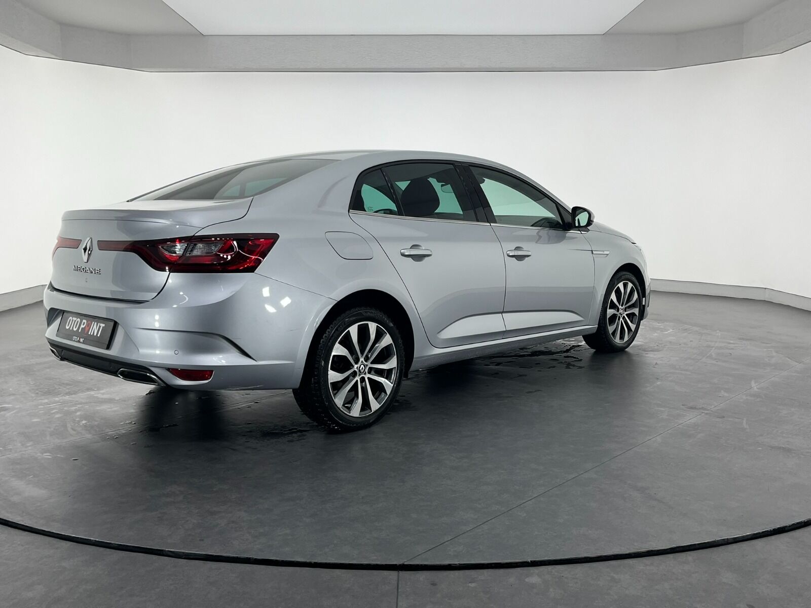 Renault Megane Sedan 1.5 Blue DCI Icon EDC - 2024 - Detay