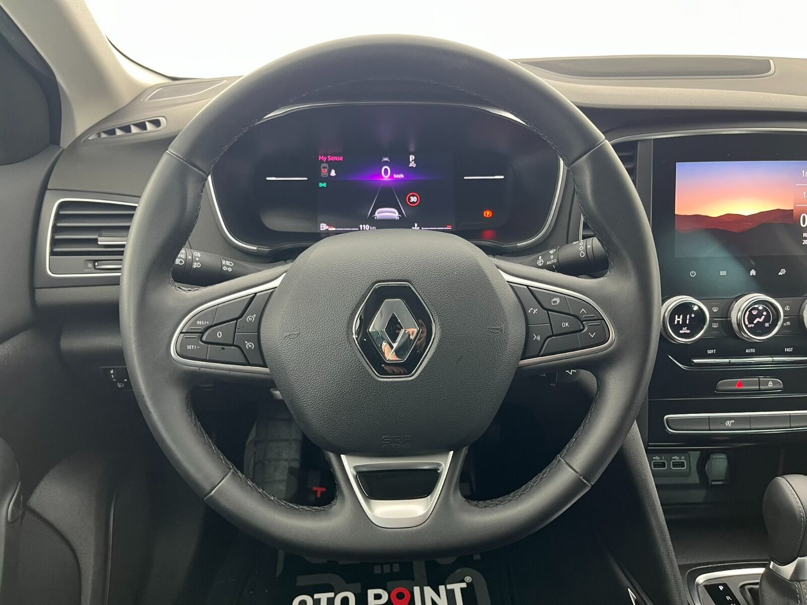 Renault Megane Sedan 1.5 Blue DCI Icon EDC - 2024 - Detay