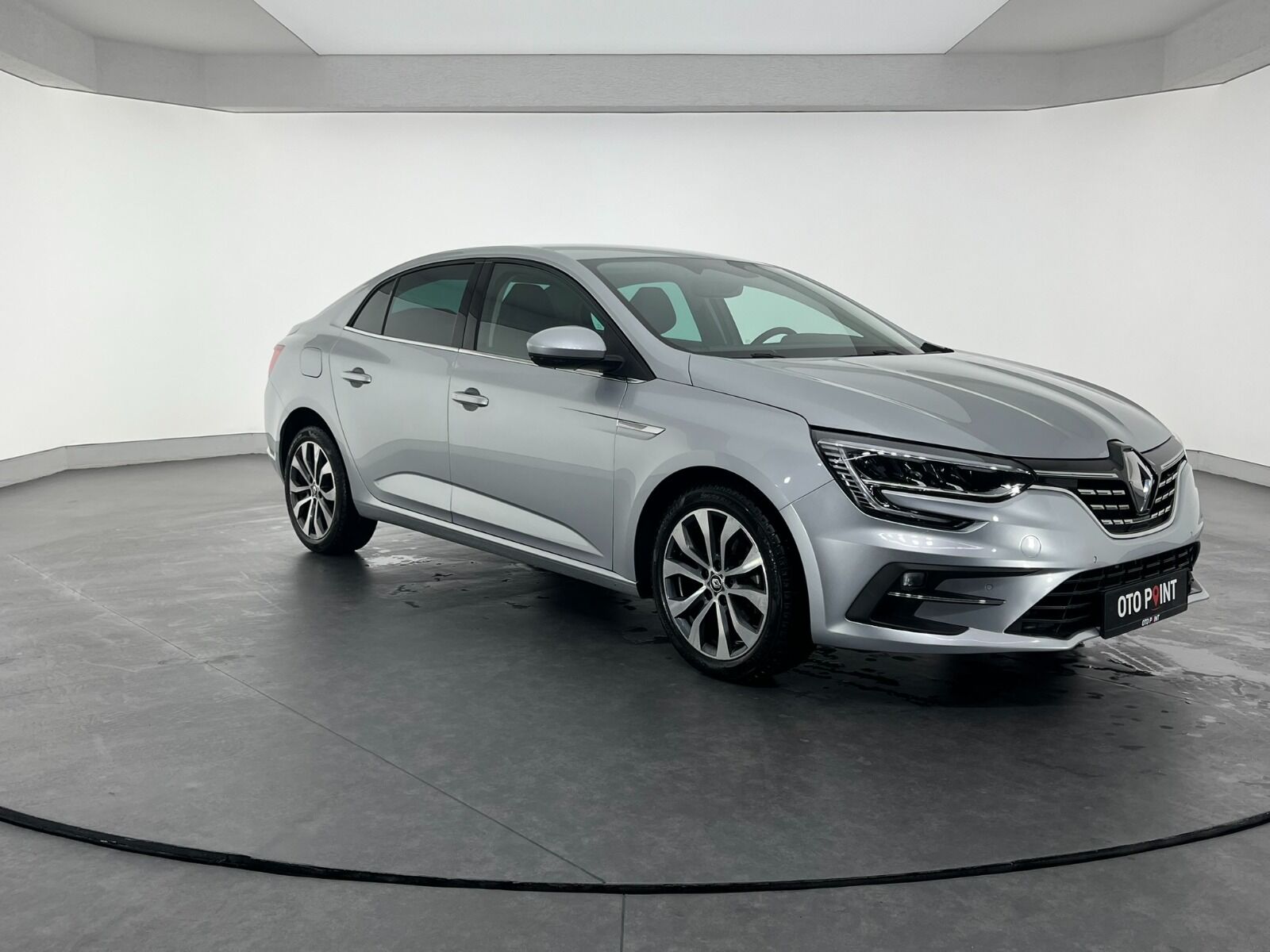 Renault Megane Sedan 1.5 Blue DCI Icon EDC - 2024 - Detay