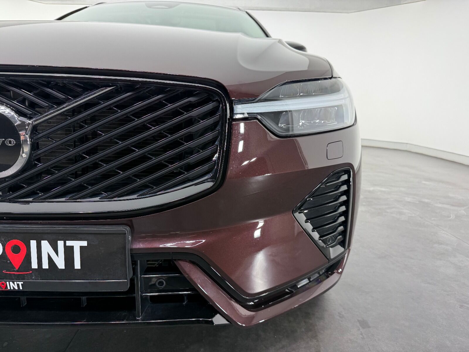 Volvo XC60 2.0 B5 MHEV Plus Dark AWD - 2025 - Detay