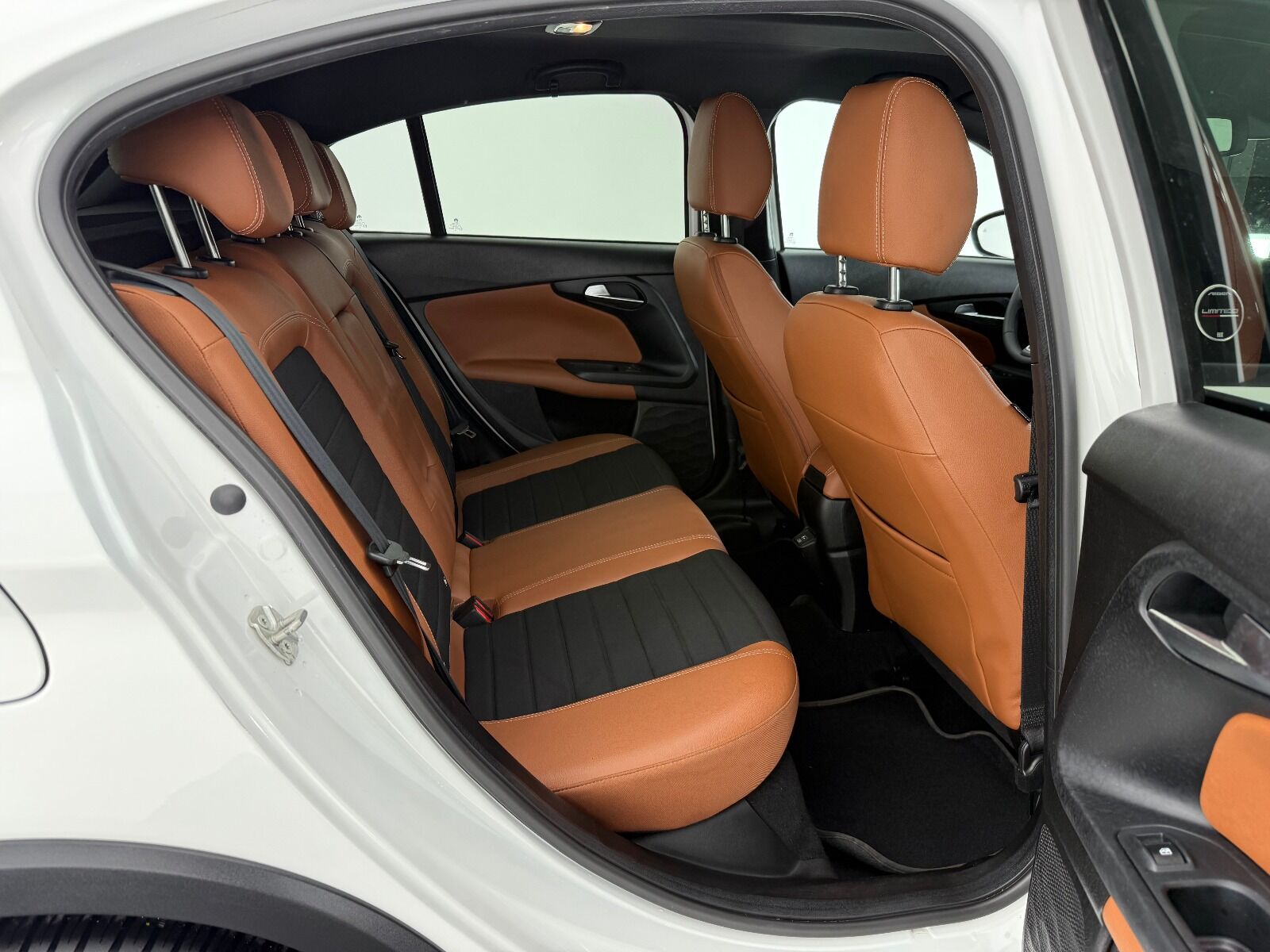 Fiat Egea Cross 1.6 MultiJet Limited GSR DCT TRCN+ - 2025 - Detay