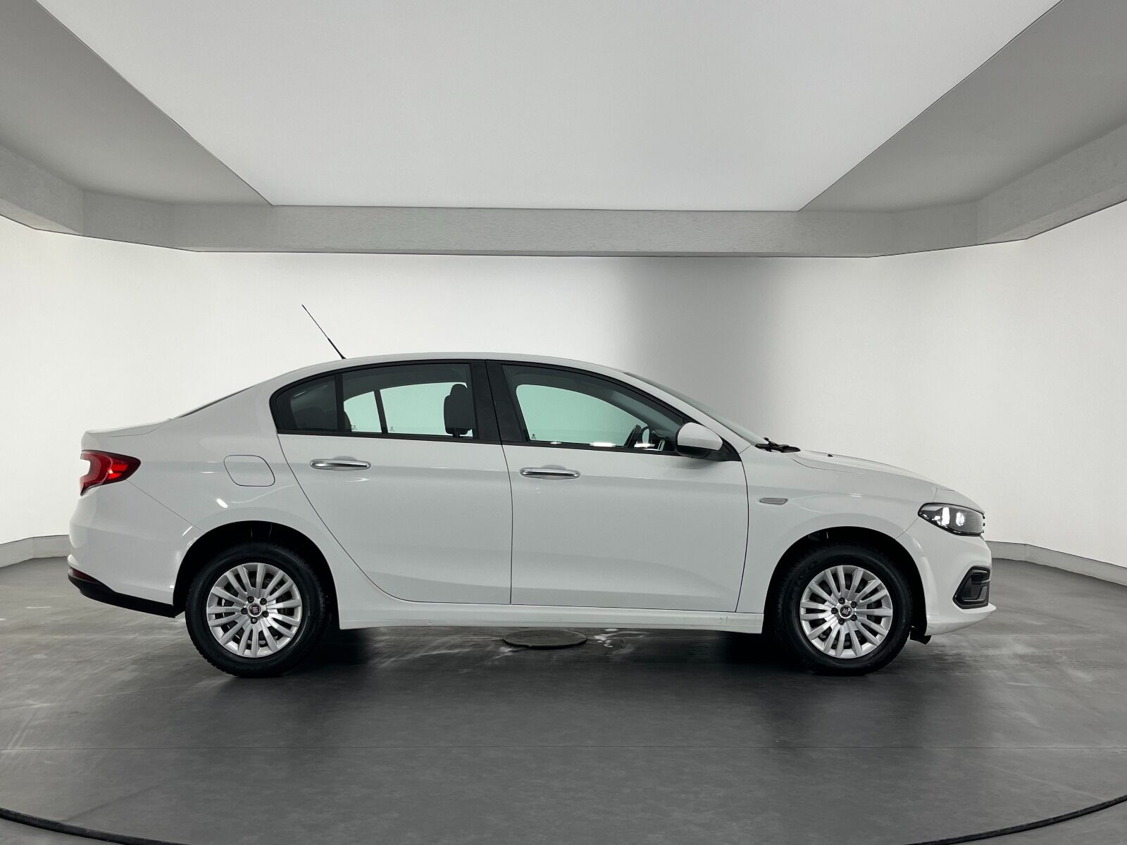 Fiat Egea 1.6 MultiJet Easy DCT - 2022 - Detay