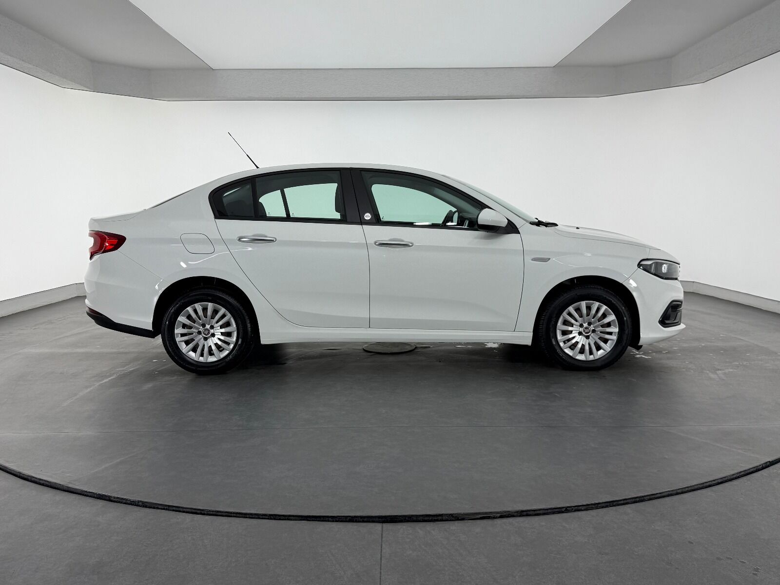 Fiat Egea 1.6 MultiJet Easy DCT - 2023 - Detay
